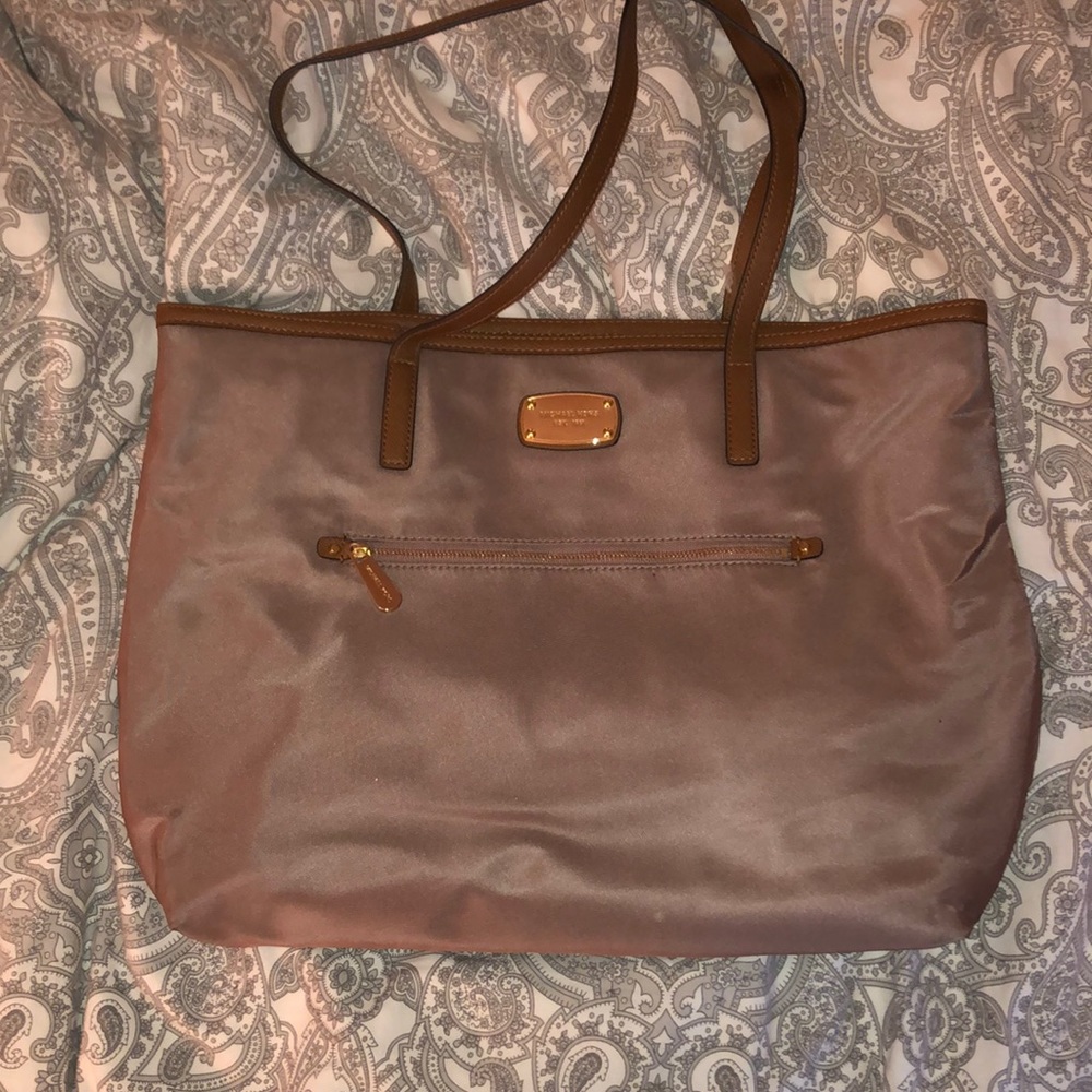 Micheal Kors tote bag